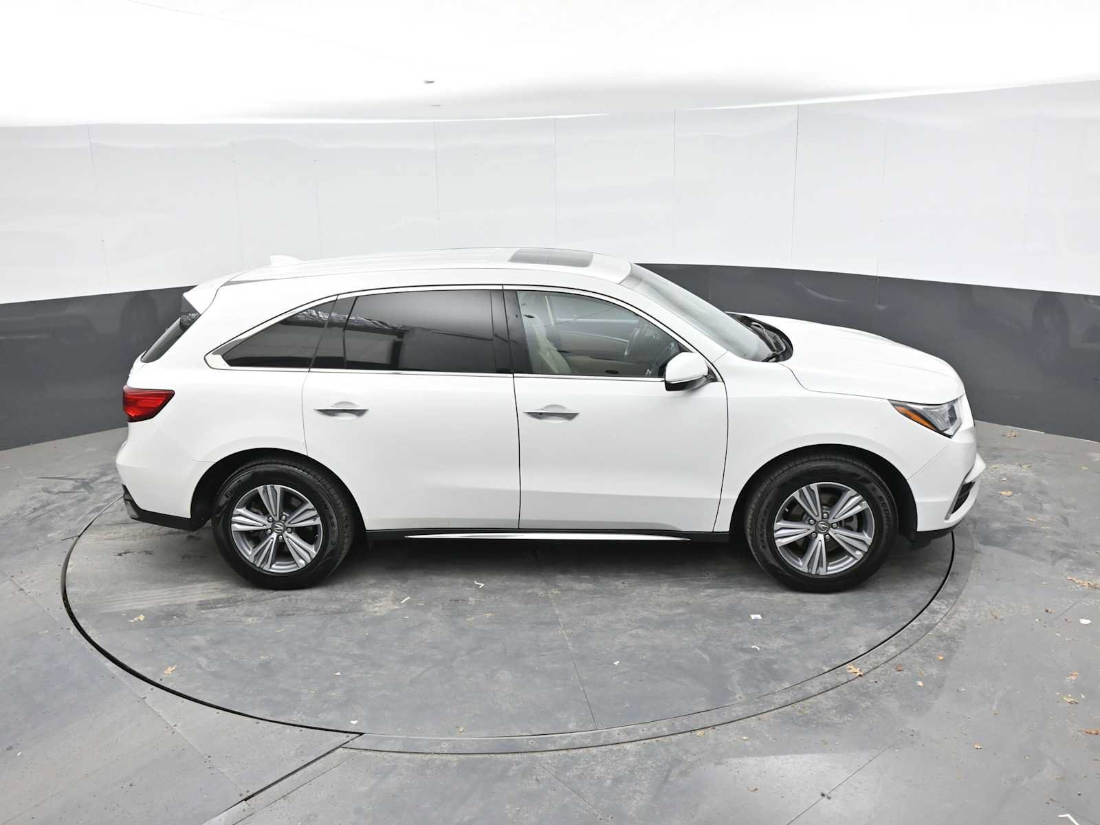 Used 2020 Acura MDX SH-AWD image 42