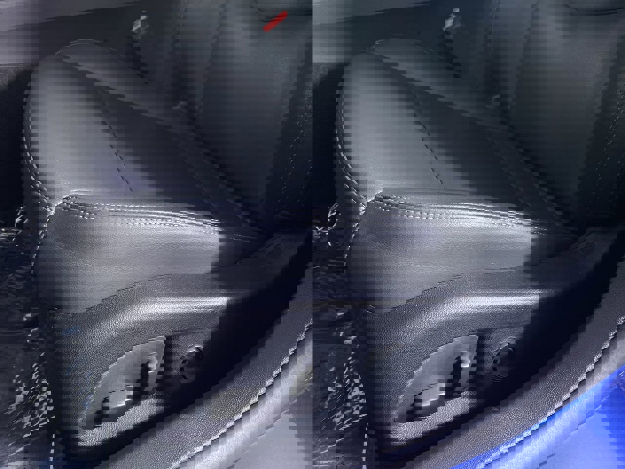 Certified 2023 Cadillac CT5 Luxury w/ Sun And Sound Package image 9