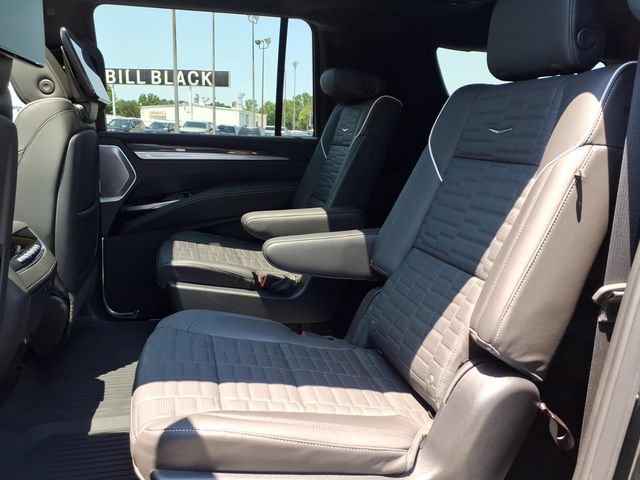 Certified 2026 Cadillac Escalade ESV V w/ LPO, ONYX Package AWD/4WD image 14
