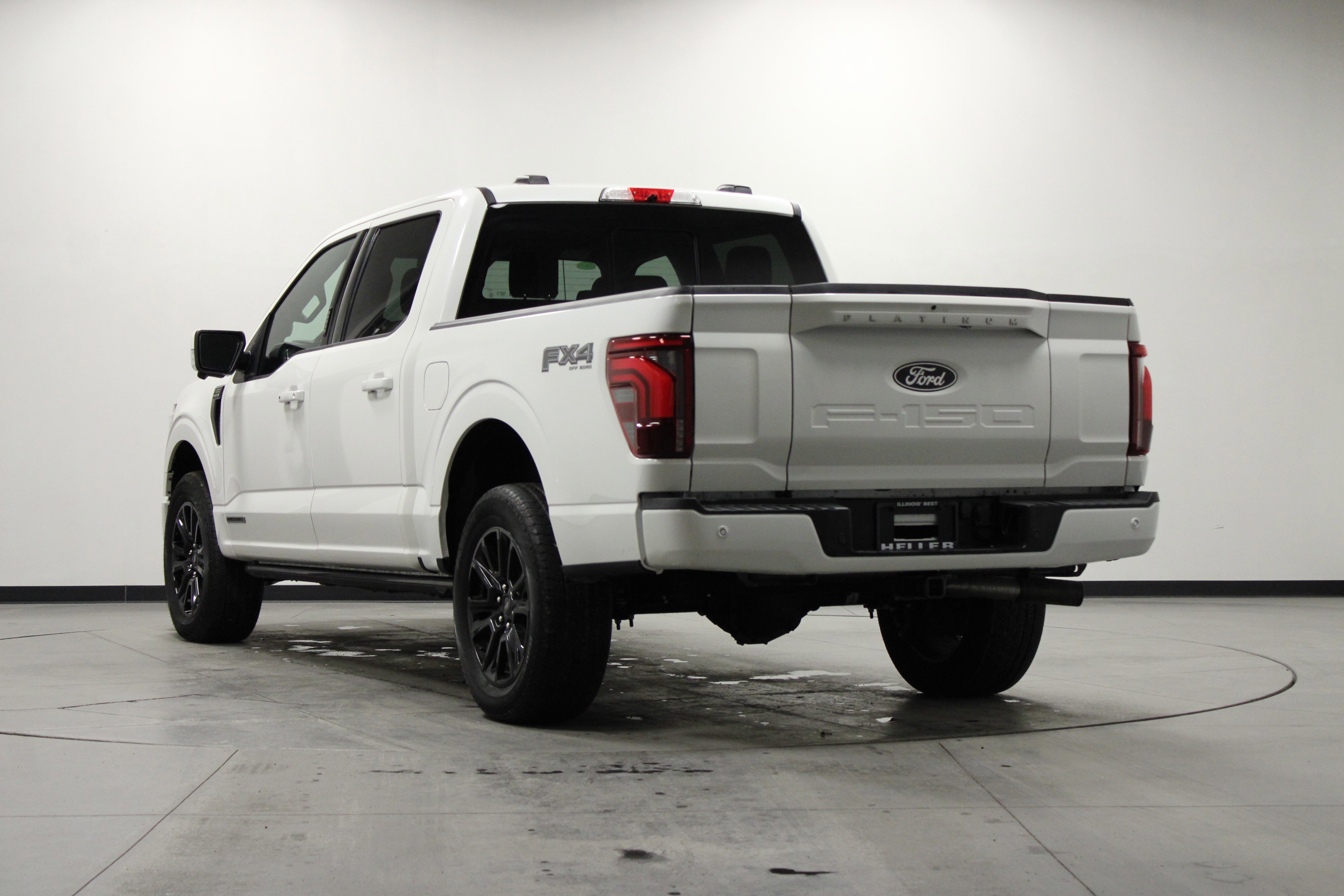 Used 2024 Ford F150 Platinum w/ FX4 Off-Road Package image 6