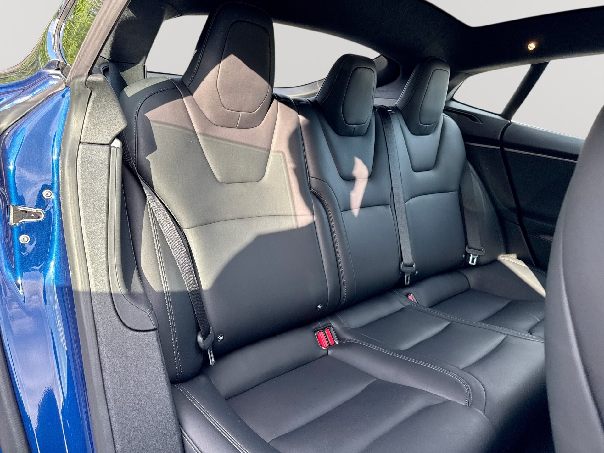 Used 2020 Tesla Model S Long Range Plus AWD/4WD image 27