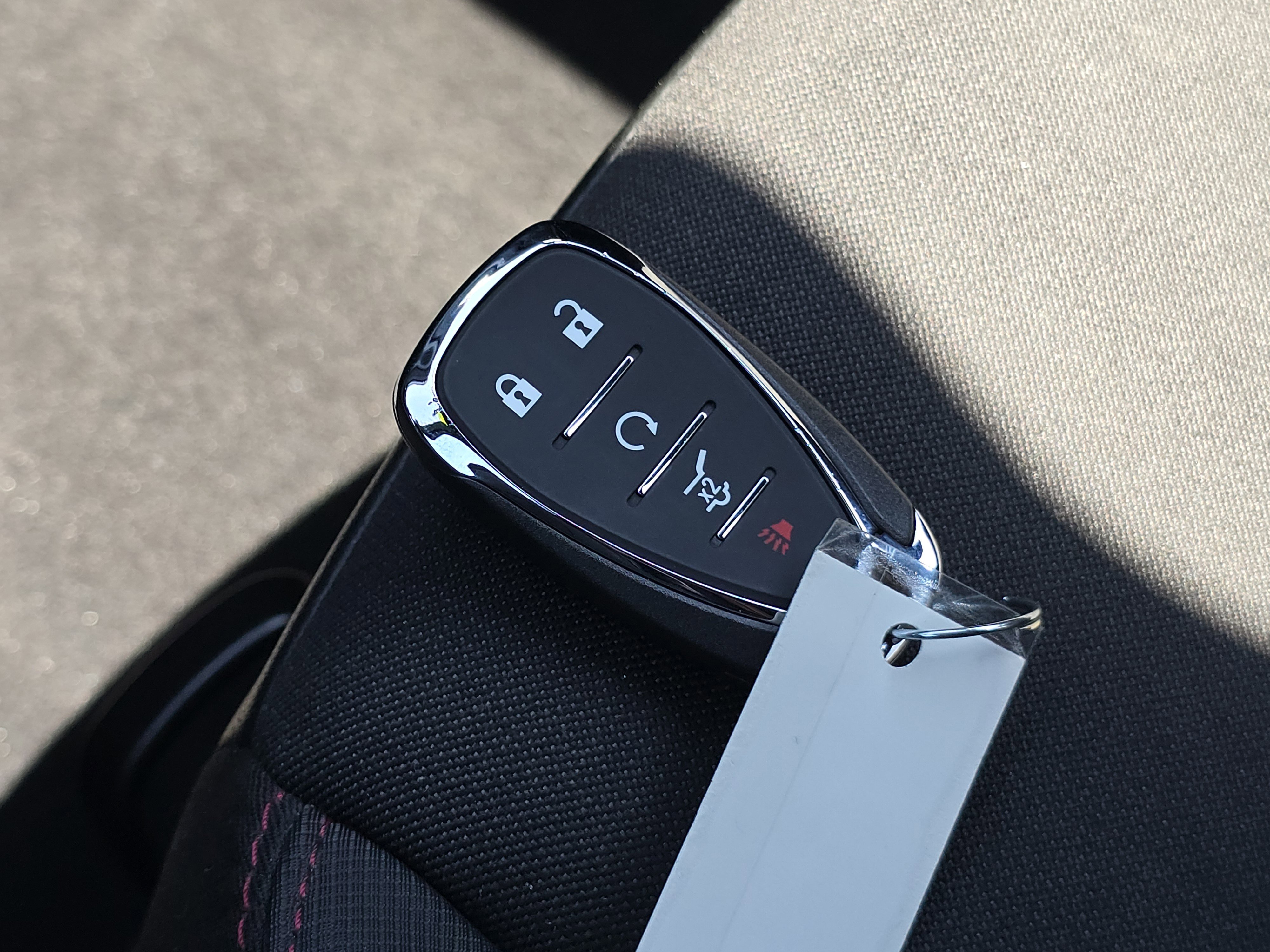 Used 2023 Chevrolet Equinox RS FWD image 32