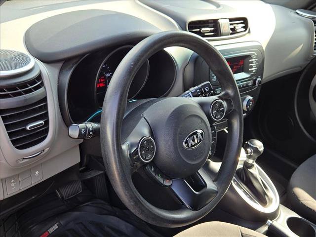 Used 2015 Kia Soul FWD image 10