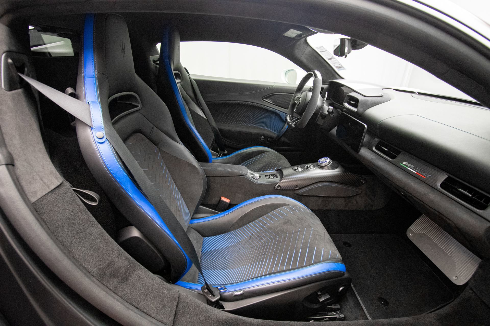 Used 2022 Maserati MC20 Coupe RWD image 13