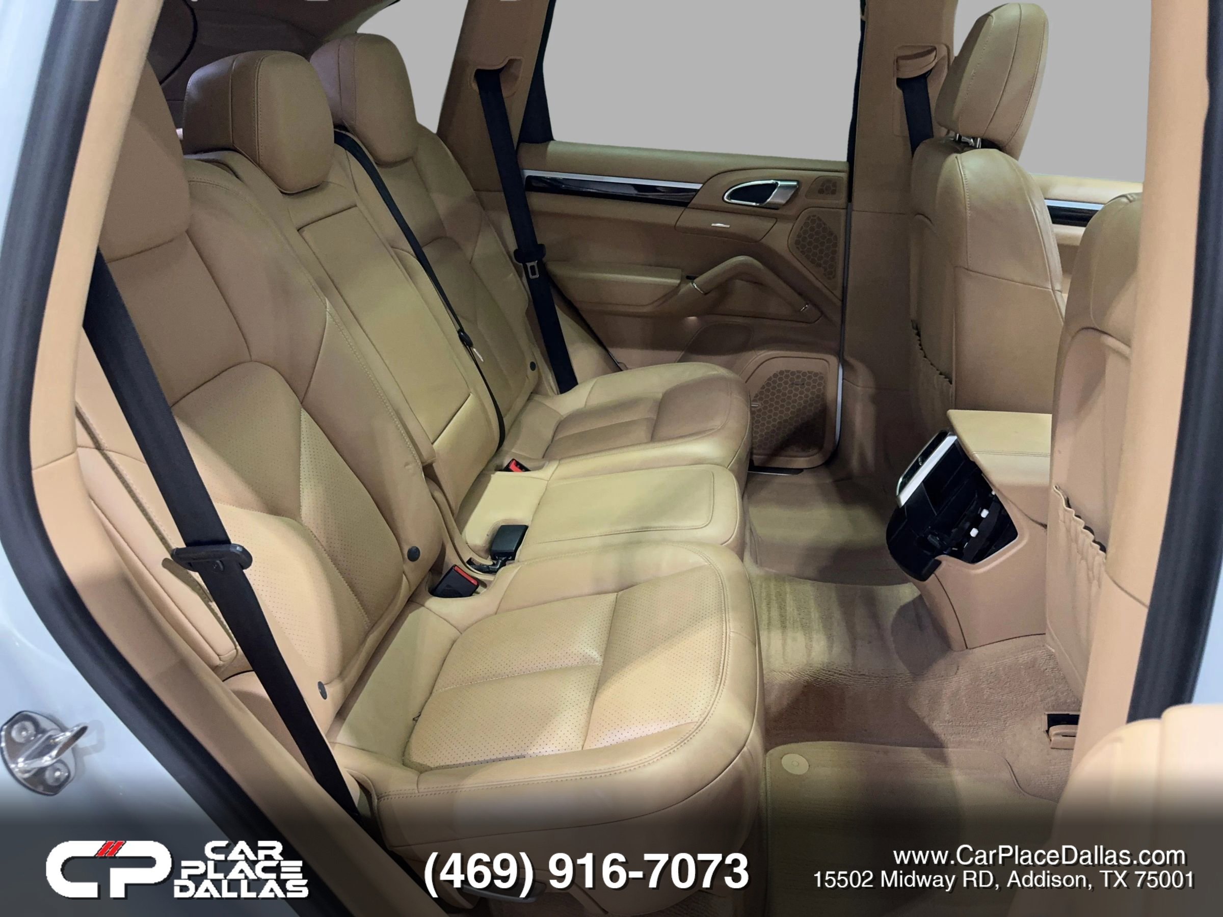Used 2015 Porsche Cayenne S w/ Premium Package AWD/4WD image 16