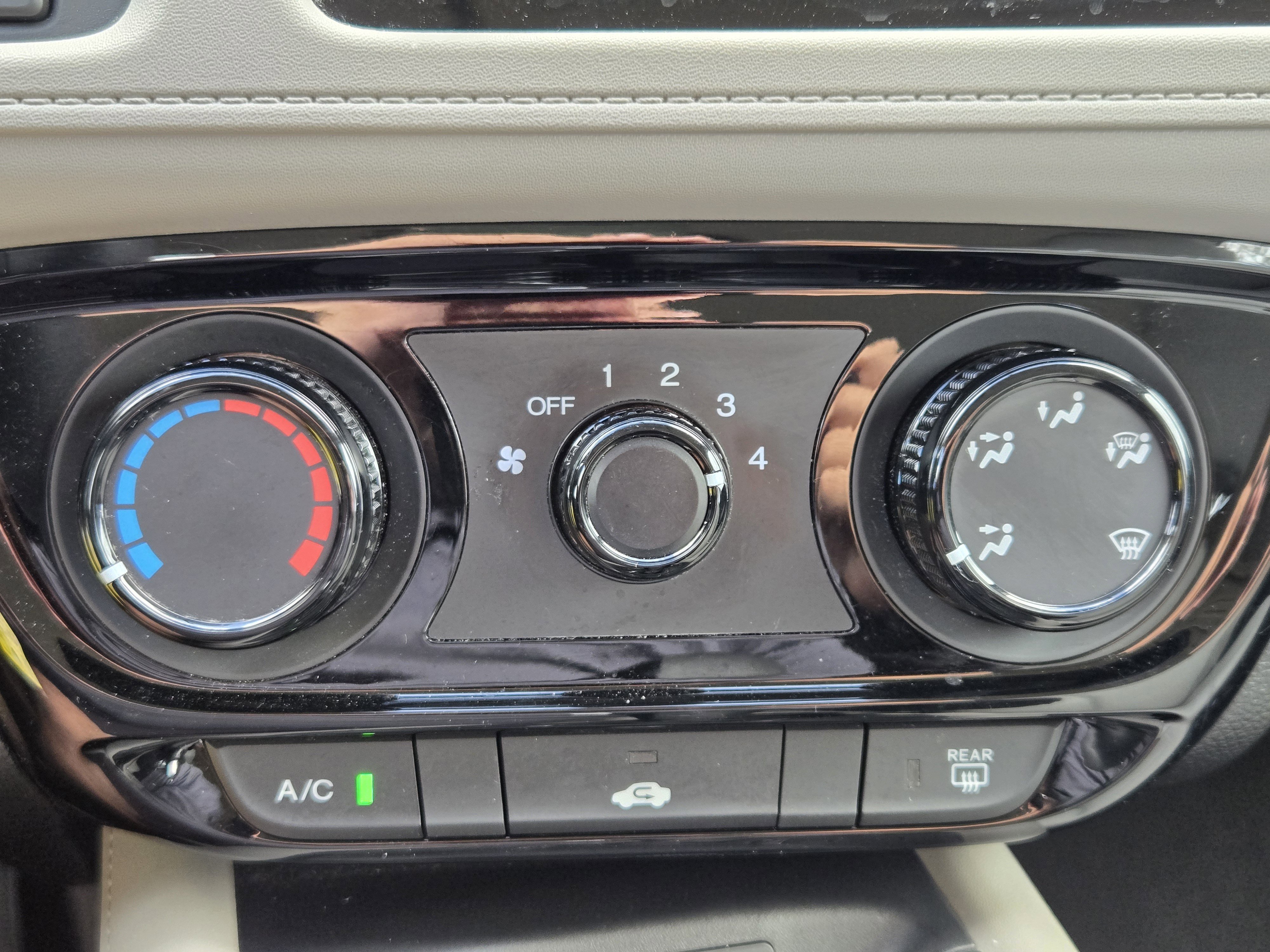 Used 2021 Honda HR-V LX image 16