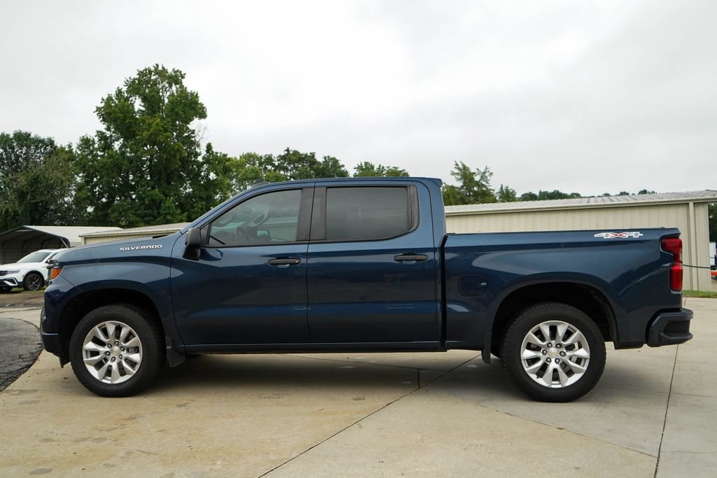 Used 2022 Chevrolet Silverado 1500 Custom AWD/4WD image 24