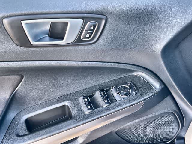 Used 2019 Ford EcoSport SE FWD image 30