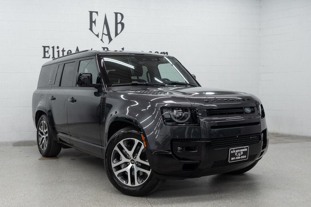 Used 2023 Land Rover Defender 130 X-Dynamic SE AWD/4WD image 46