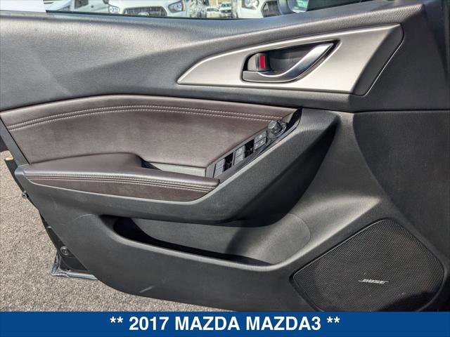 Used 2017 MAZDA MAZDA3 Touring w/ Popular Equipment Package image 10