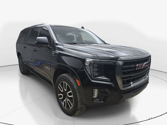 Used 2021 GMC Yukon XL AT4 w/ AT4 Premium Plus Package AWD/4WD image 3
