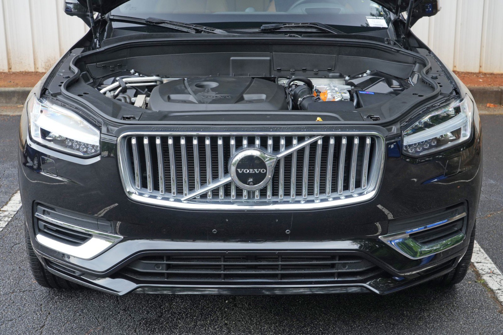 Used 2024 Volvo XC90 T8 Ultimate w/ Lounge Package AWD/4WD image 8
