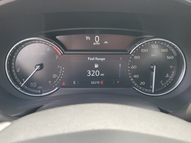 Used 2022 Cadillac XT4 Premium Luxury w/ Cold Weather Package FWD image 17