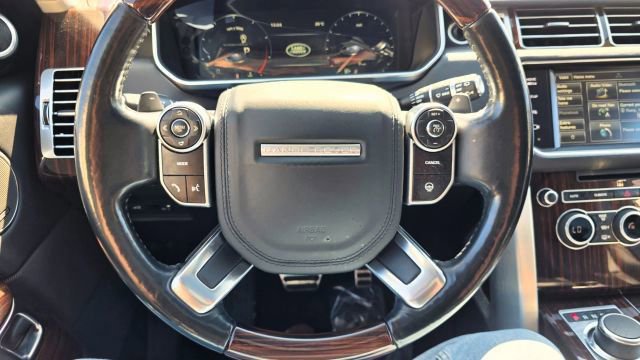 Used 2015 Land Rover Range Rover Supercharged AWD/4WD image 16