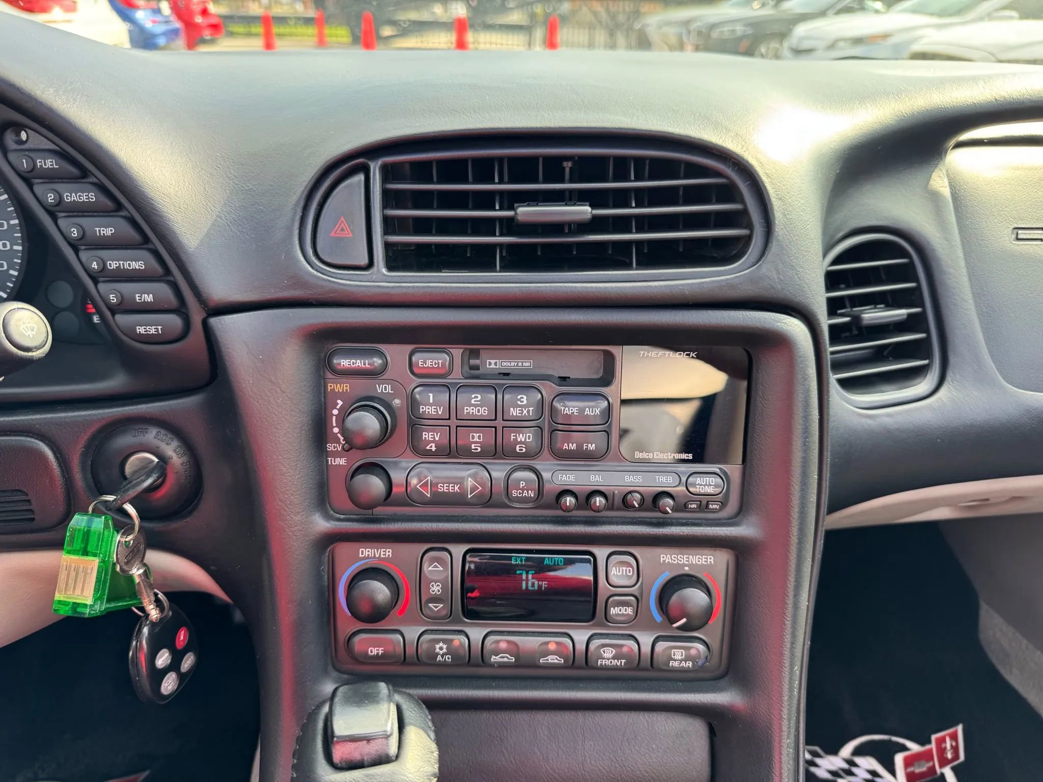 Used 2000 Chevrolet Corvette Convertible w/ Memory Pkg image 33