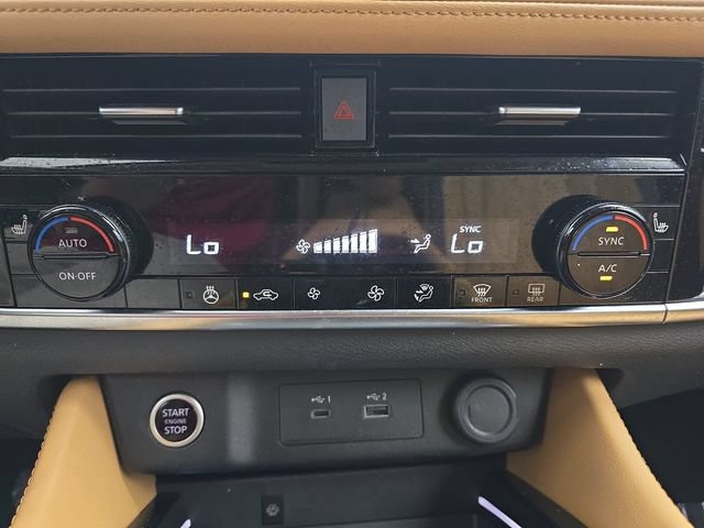 Used 2023 Nissan Rogue Platinum FWD image 24