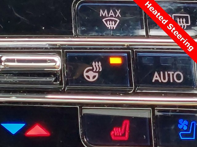 Used 2021 Lincoln Corsair Grand Touring w/ Equipment Group 301A image 17