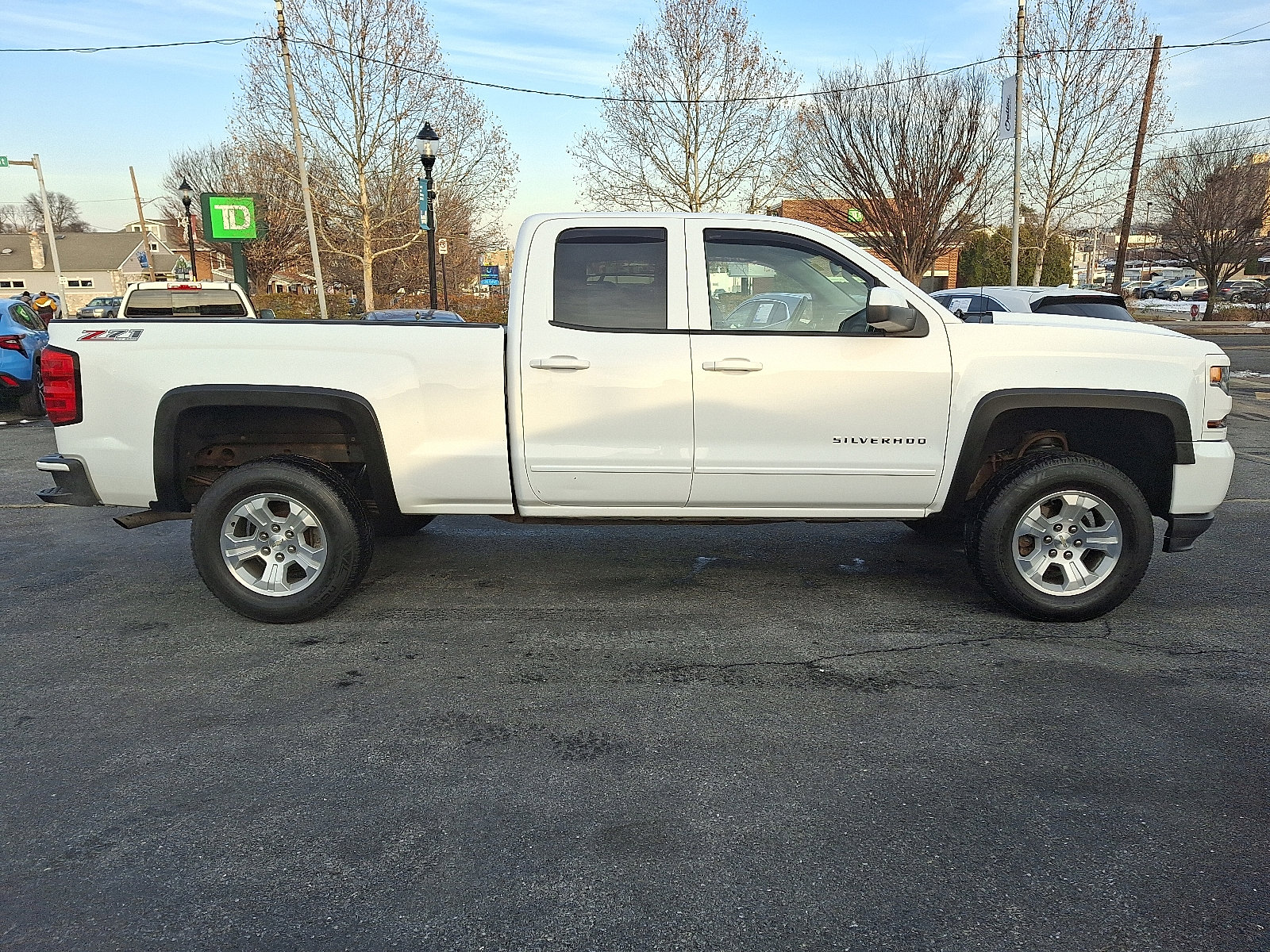 Used 2017 Chevrolet Silverado 1500 LT w/ All Star Edition image 6