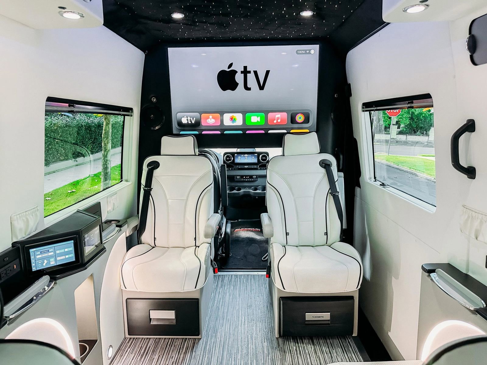 Used 2025 Mercedes-Benz Sprinter 3500 image 8