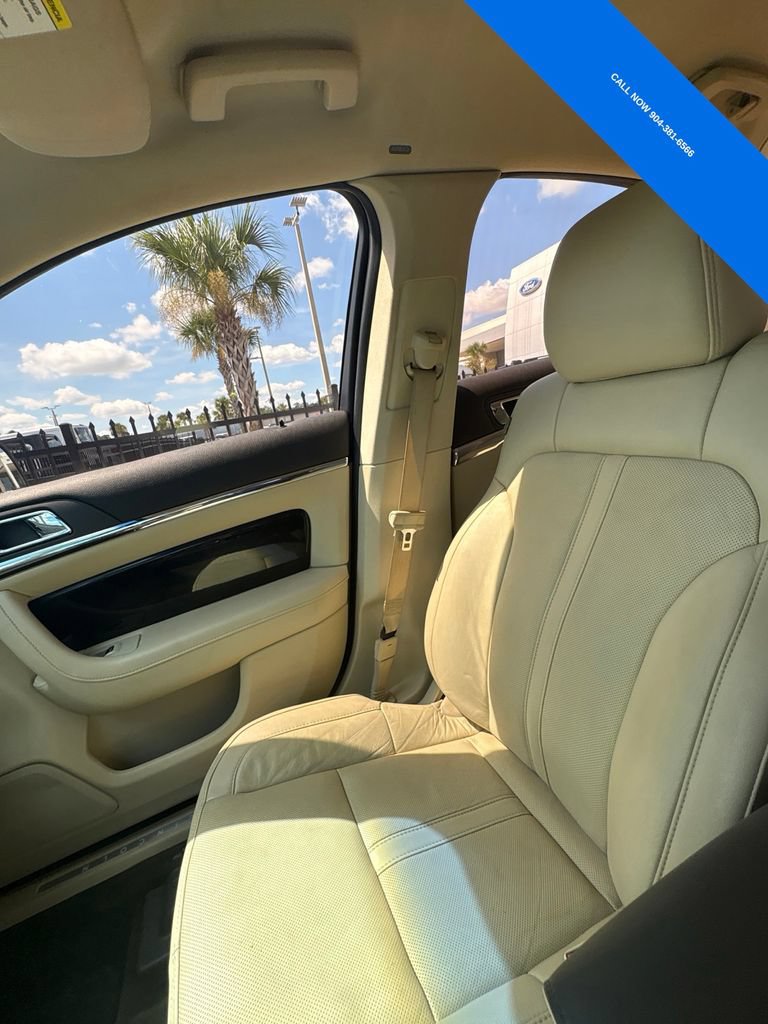 Used 2015 Lincoln MKS w/ Equipment Group 101A FWD image 30
