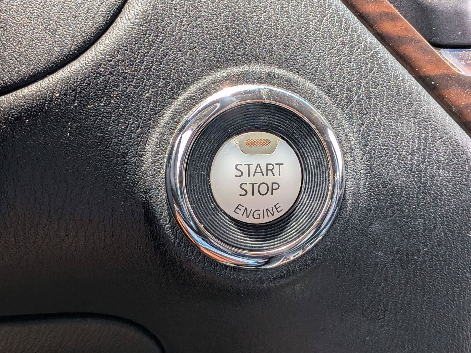 Used 2015 Nissan Pathfinder SL w/ SL Tech Package FWD image 31
