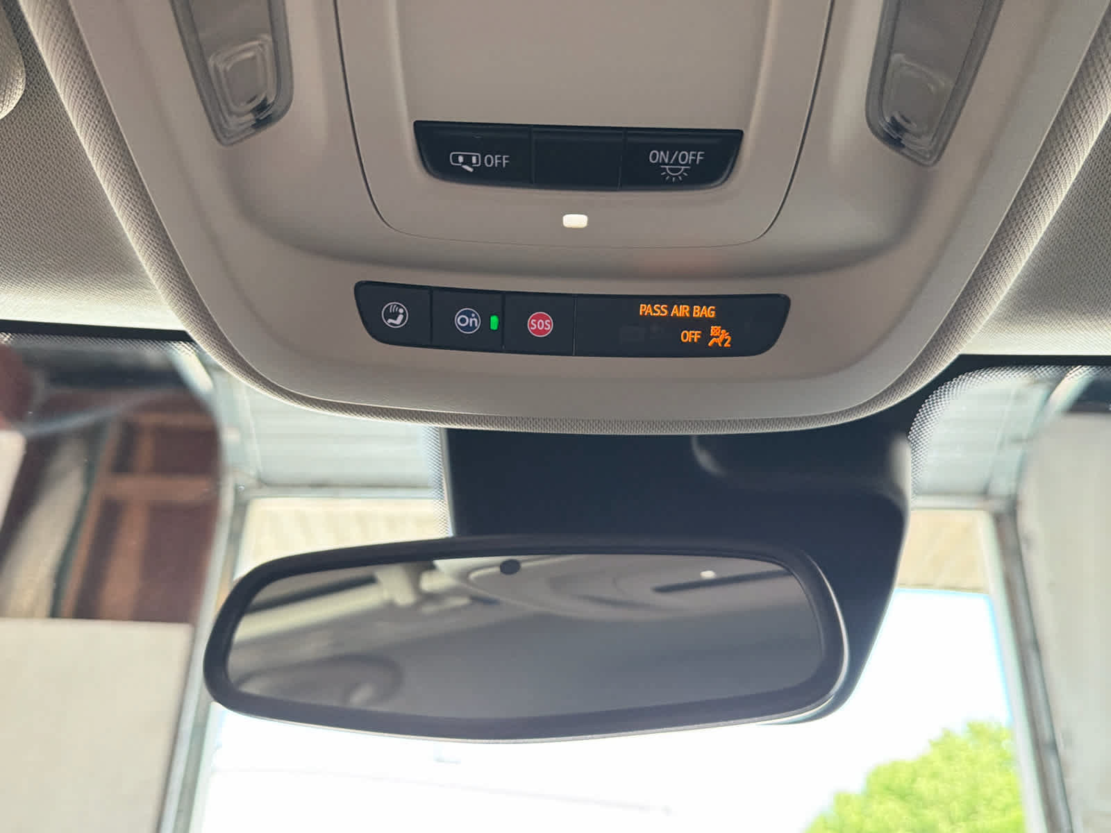 Used 2023 Buick Envision Preferred FWD image 37