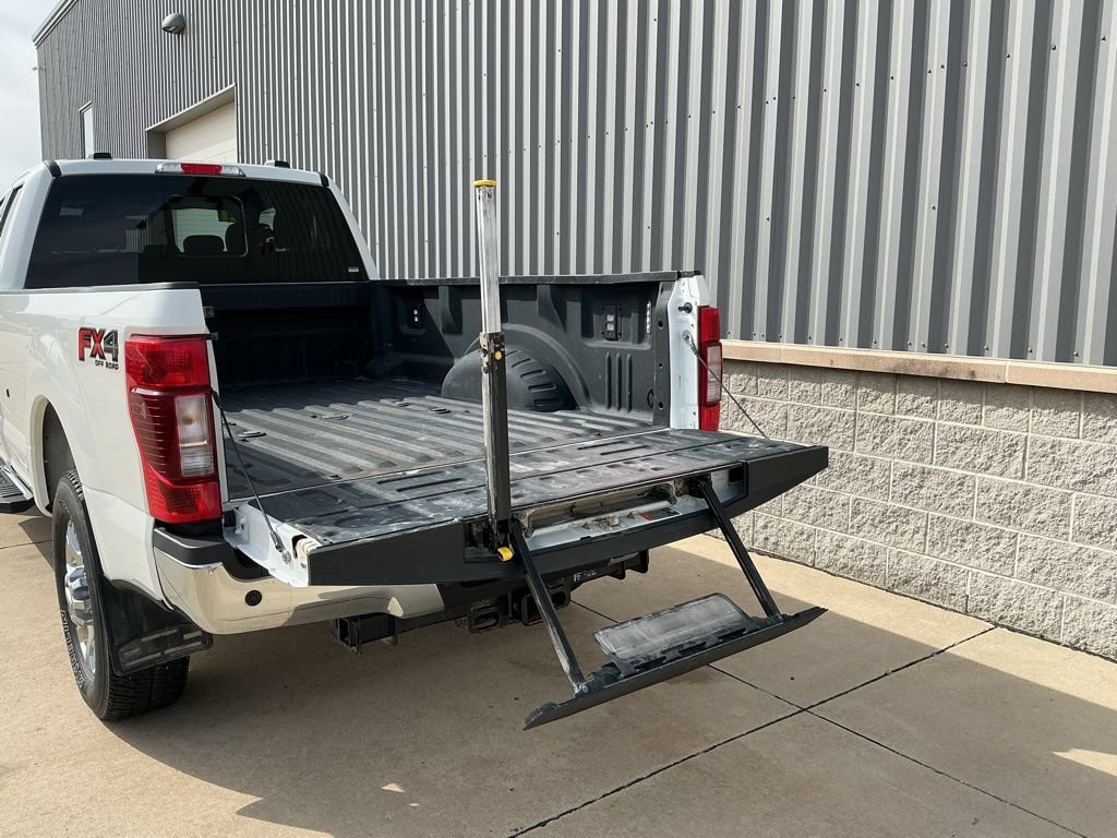 Used 2021 Ford F350 Lariat w/ Chrome Package AWD/4WD image 24