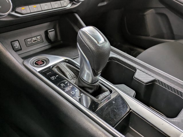 Used 2024 Nissan Sentra SV FWD image 13