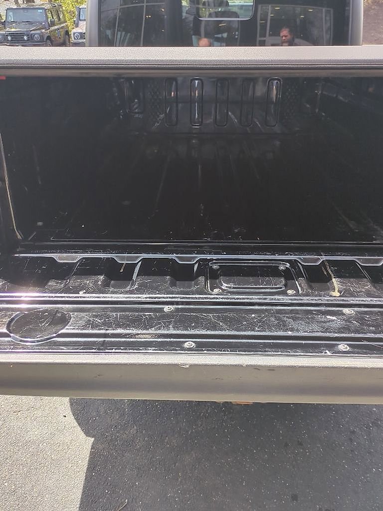 Used 2021 Jeep Gladiator Sport AWD/4WD image 9