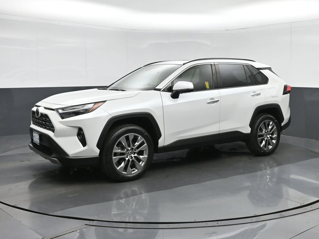 Used 2023 Toyota RAV4 Limited FWD image 3