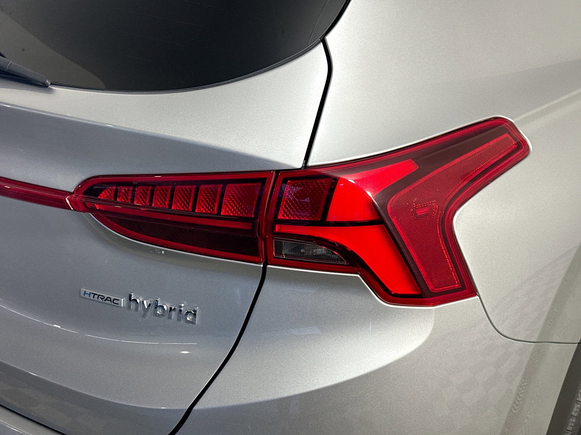 Used 2023 Hyundai Santa Fe SEL Premium image 34