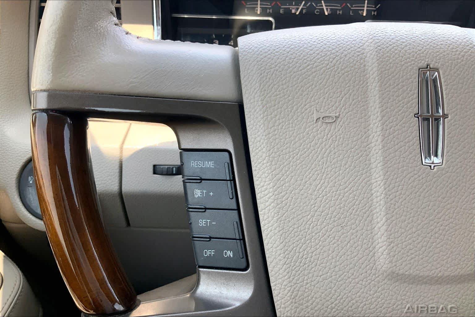 Used 2013 Lincoln Navigator 2WD w/ HD Trailer Tow Pkg image 23