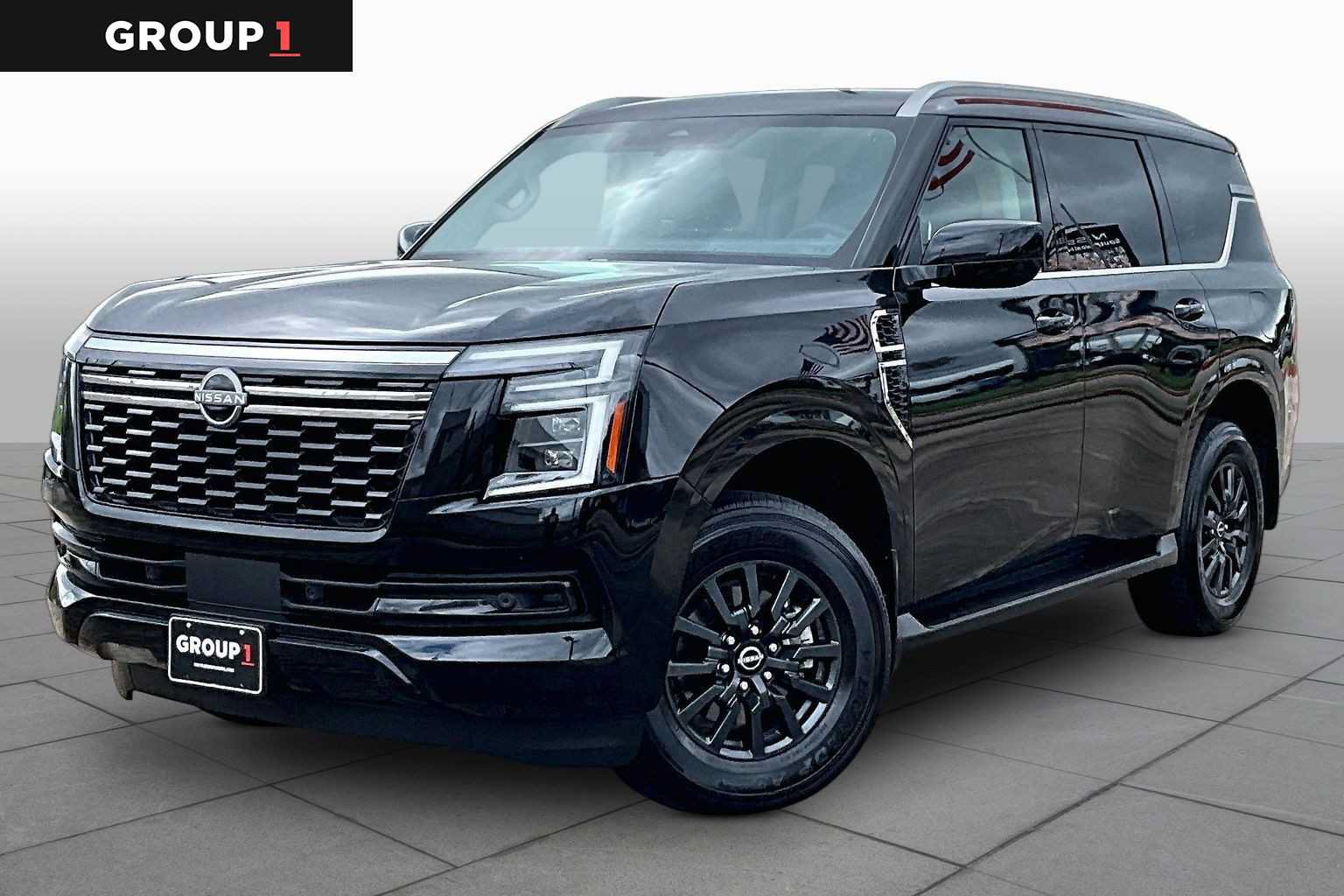 Used 2025 Nissan Armada SV AWD/4WD image 1