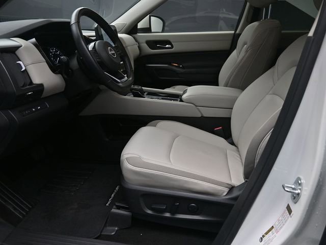 Used 2023 Nissan Pathfinder SL w/ SL Premium Package image 17