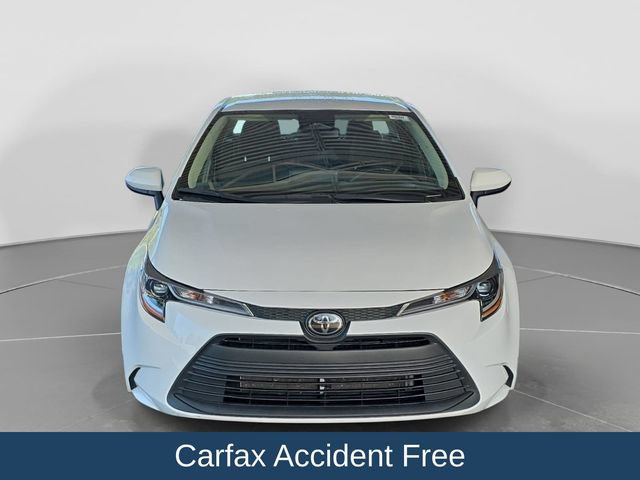 Used 2024 Toyota Corolla LE w/ LE Convenience Package FWD image 3