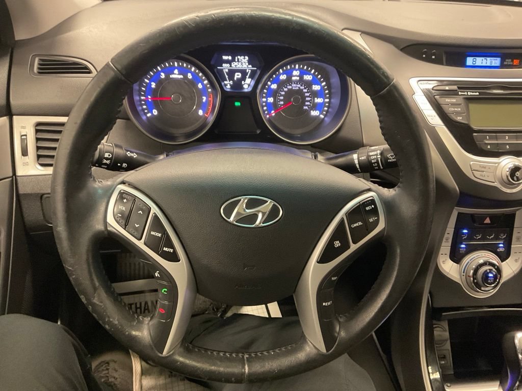 Used 2012 Hyundai Elantra Limited FWD image 6