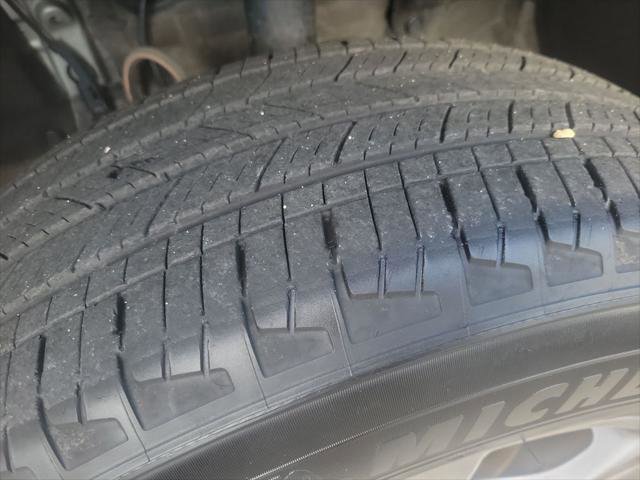 Certified 2025 Toyota RAV4 XLE image 30