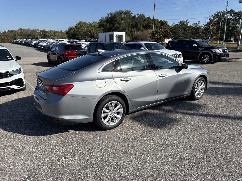 Used 2024 Chevrolet Malibu LT image 4