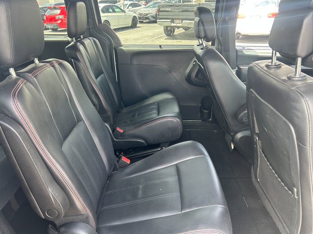 Used 2019 Dodge Grand Caravan GT FWD image 34