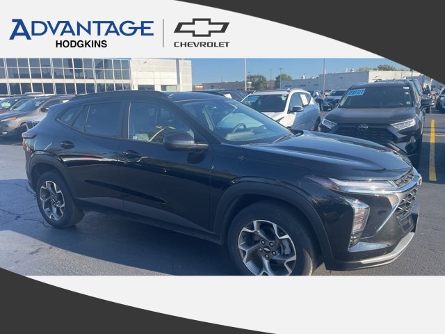Certified 2024 Chevrolet Trax LT w/ Driver Confidence Package