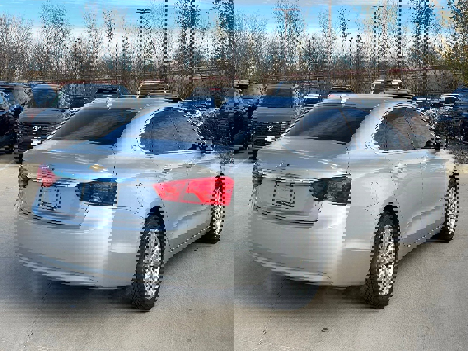 Used 2018 Chevrolet Impala LT w/ LT Leather Package image 11