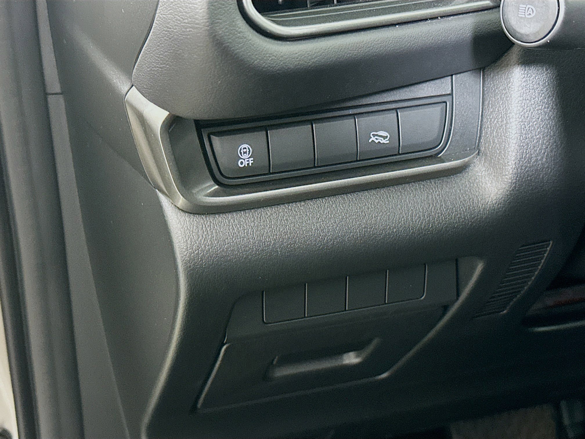 Used 2023 MAZDA CX-30 AWD 2.5 S w/ Select Package image 17