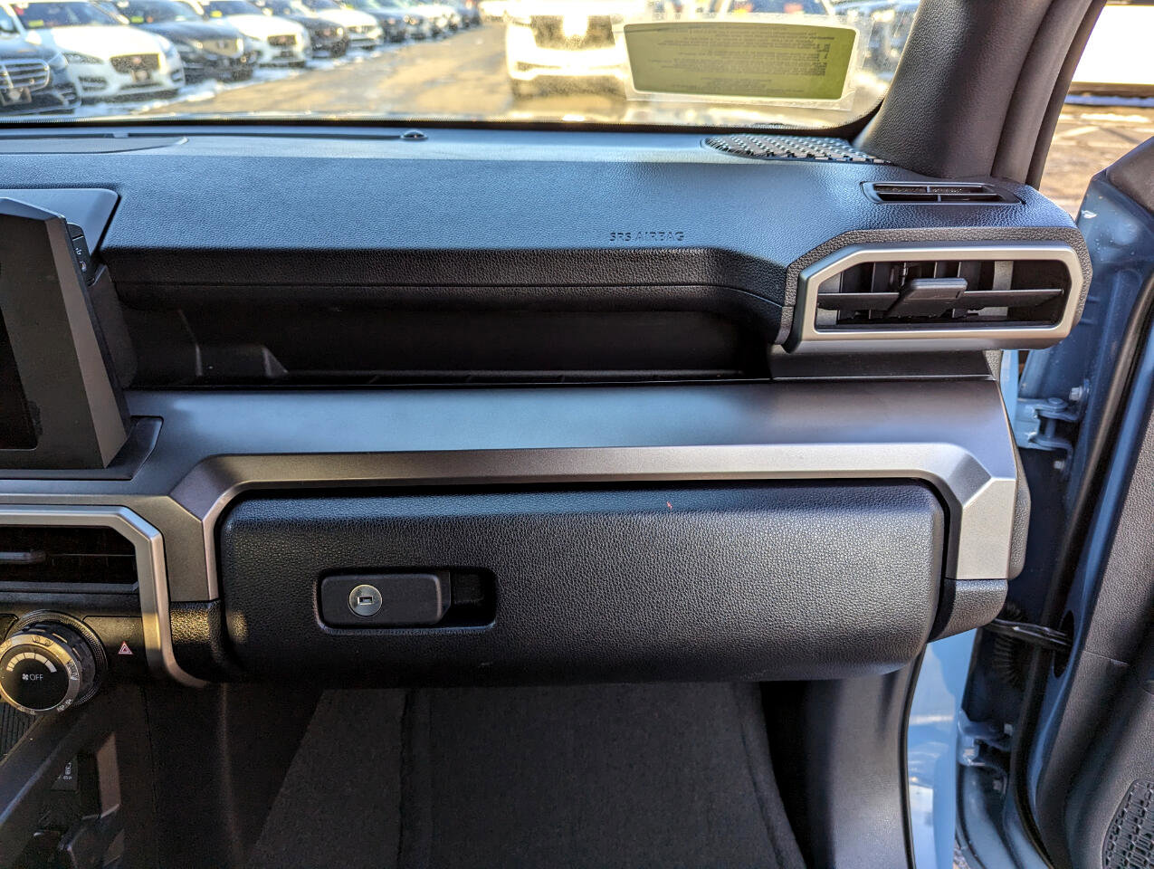 Used 2025 Toyota 4Runner TRD Off-Road image 32