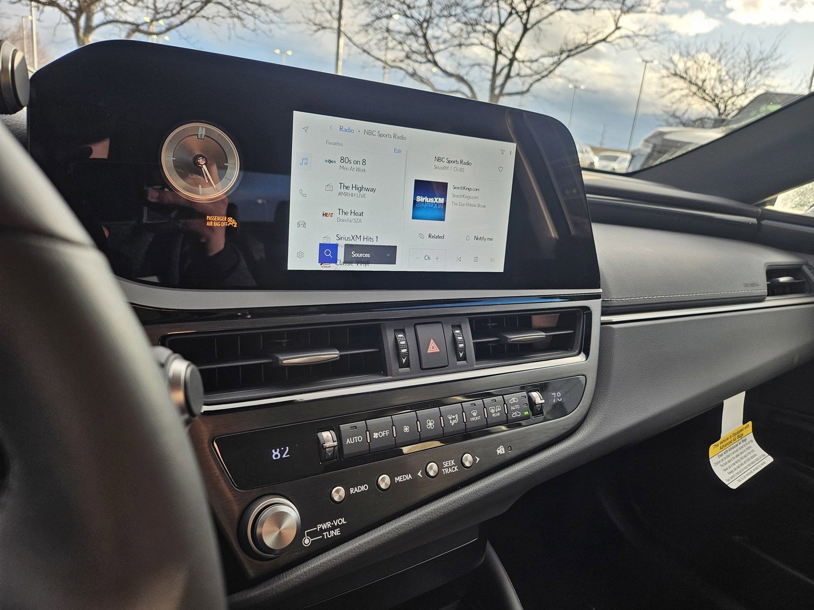 New 2025 Lexus ES 350 image 13