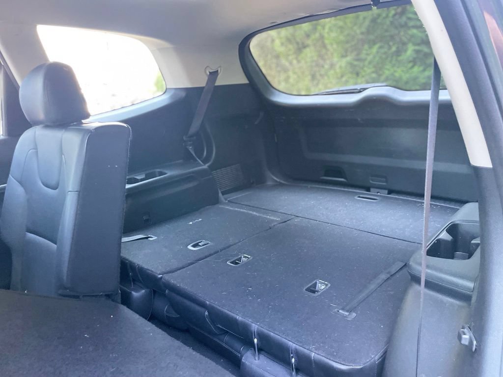 Used 2020 Kia Telluride S w/ S 8 Passenger Seating Package AWD/4WD image 21