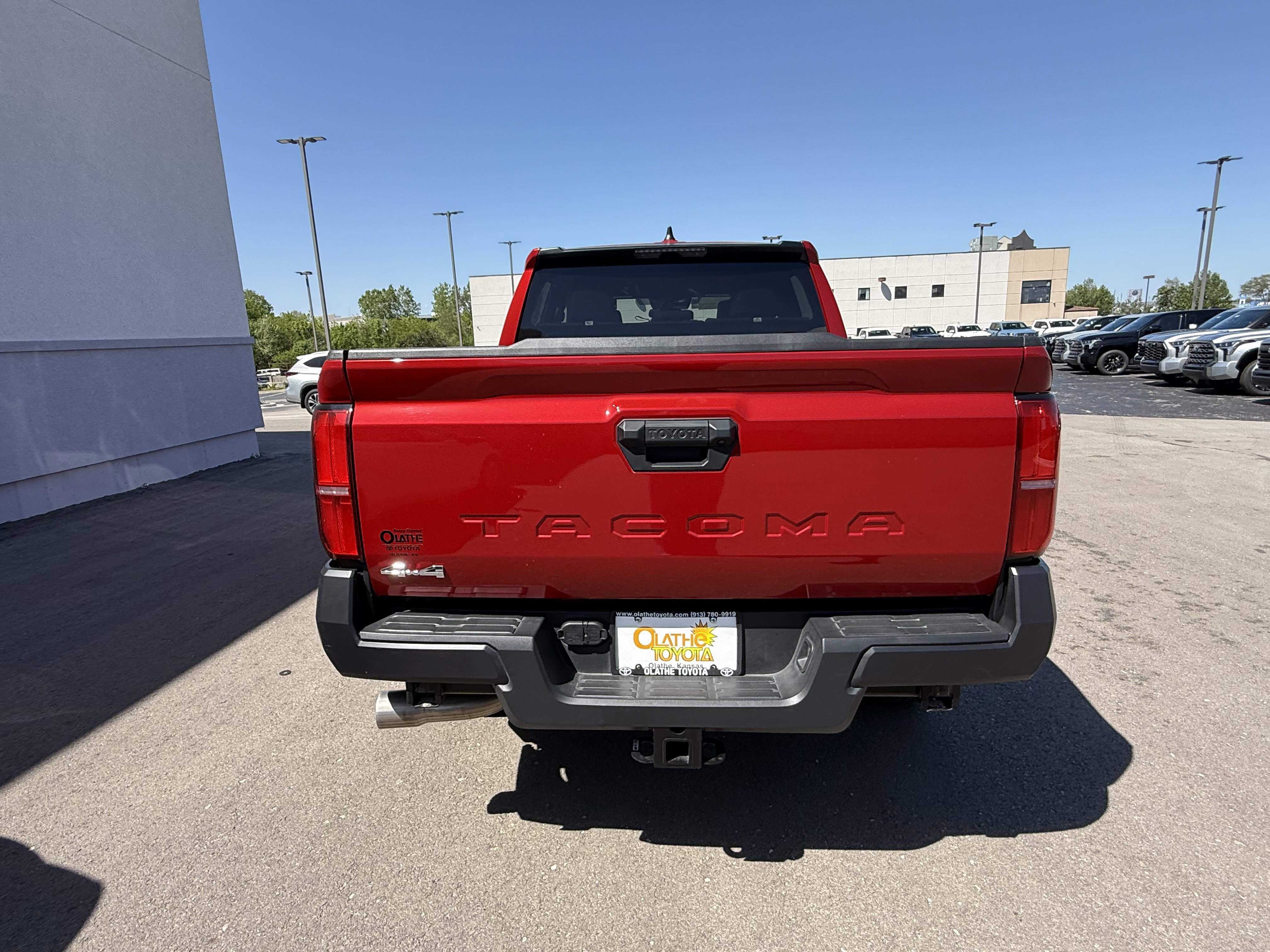Certified 2025 Toyota Tacoma SR image 4