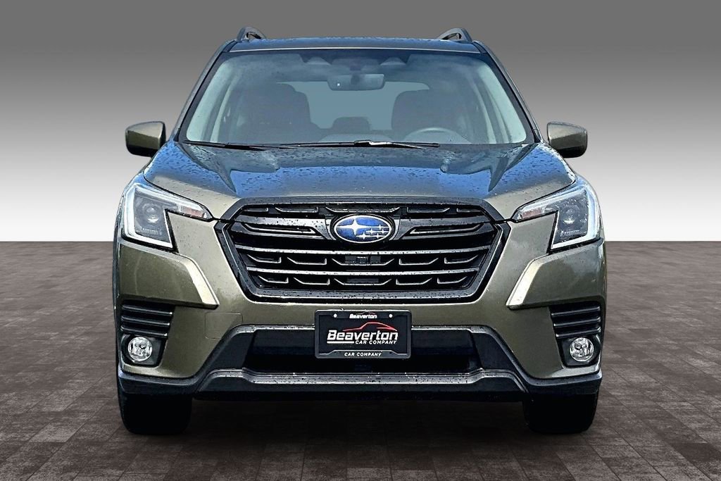 Used 2023 Subaru Forester Premium AWD/4WD image 5