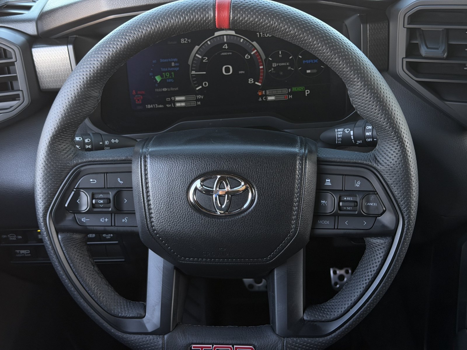 Used 2025 Toyota Sequoia TRD Pro AWD/4WD image 15