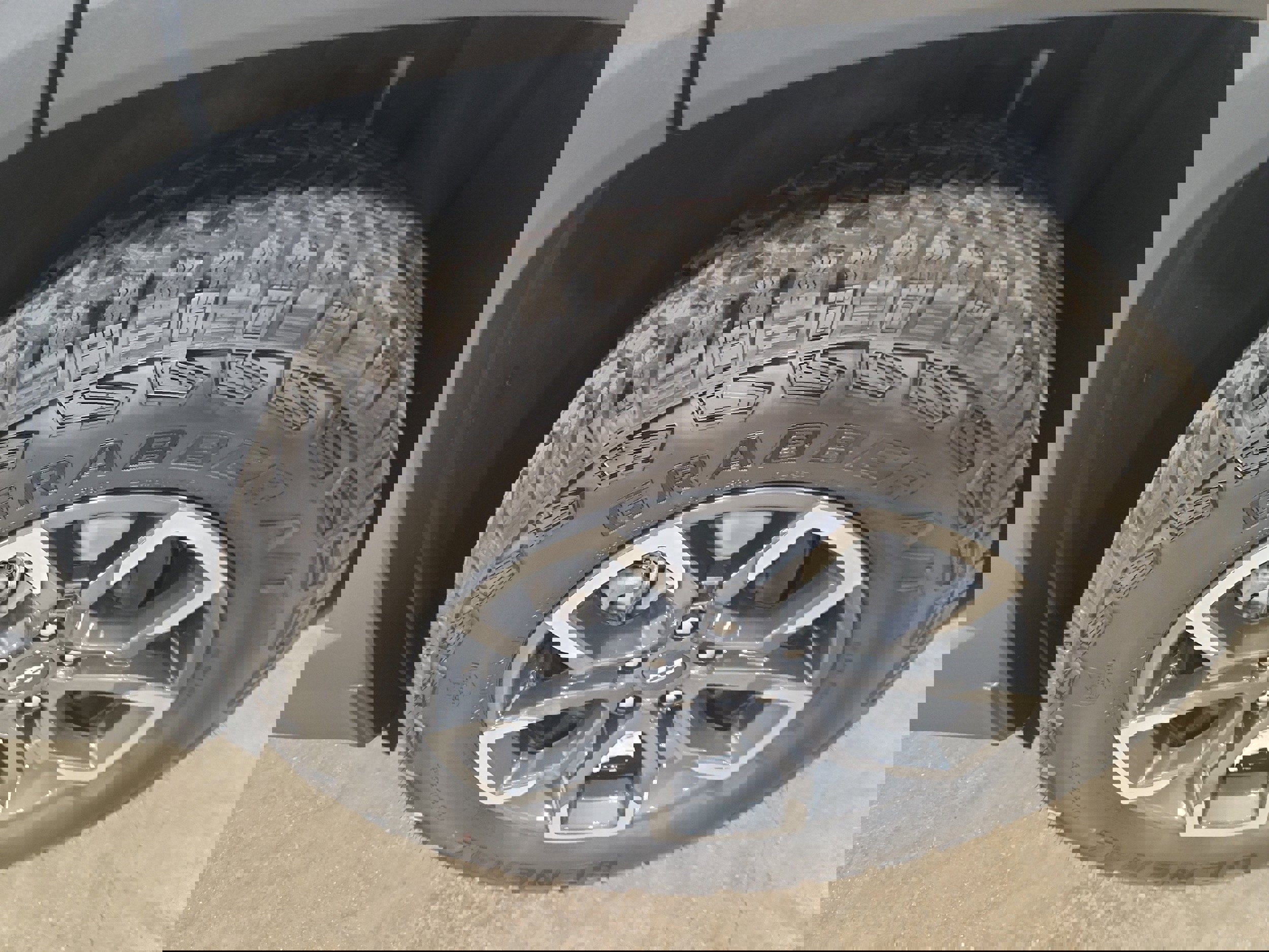 New 2026 Chevrolet Equinox ACTIV w/ Convenience Package III image 10