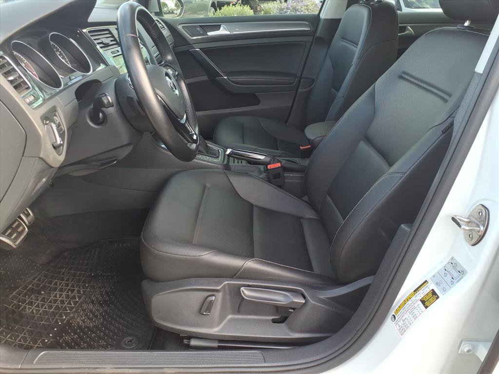 Used 2018 Volkswagen Golf Alltrack SE image 22